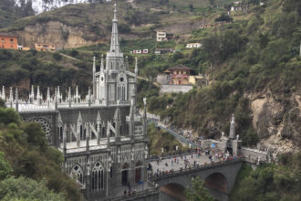 santuario-las-lajas-ipiales